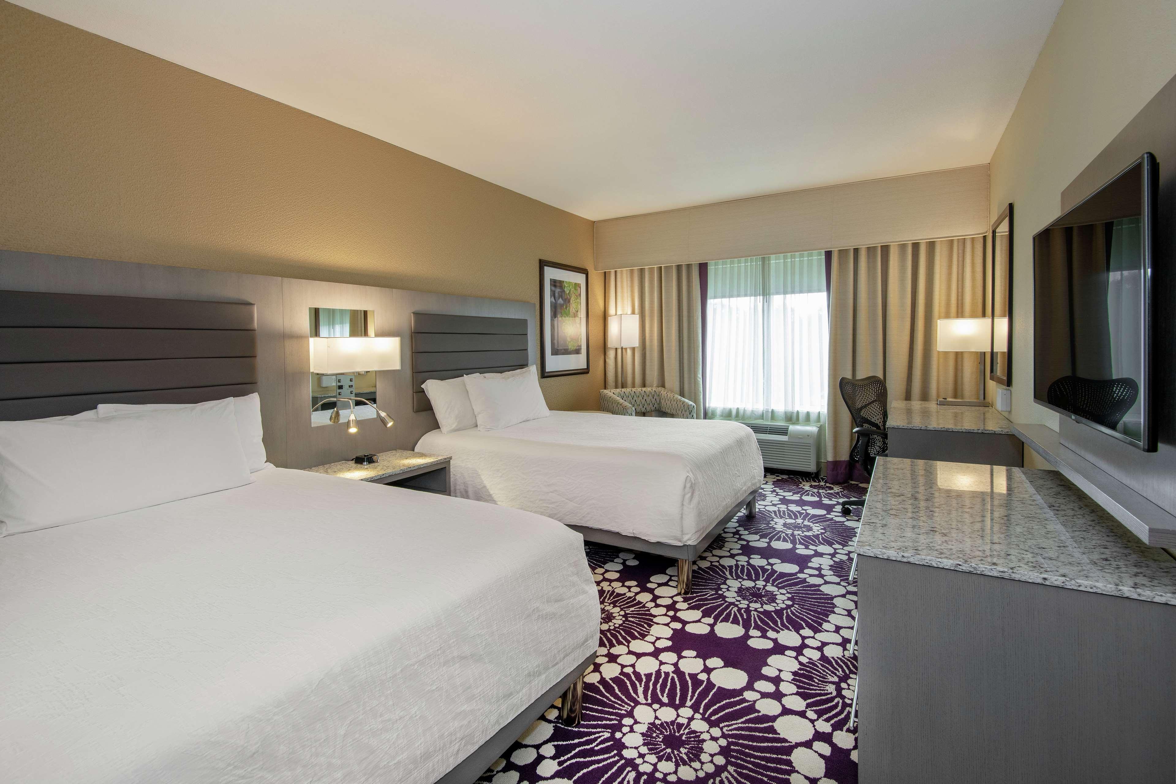 Hilton Garden Inn Raleigh/Crabtree Valley Exteriör bild
