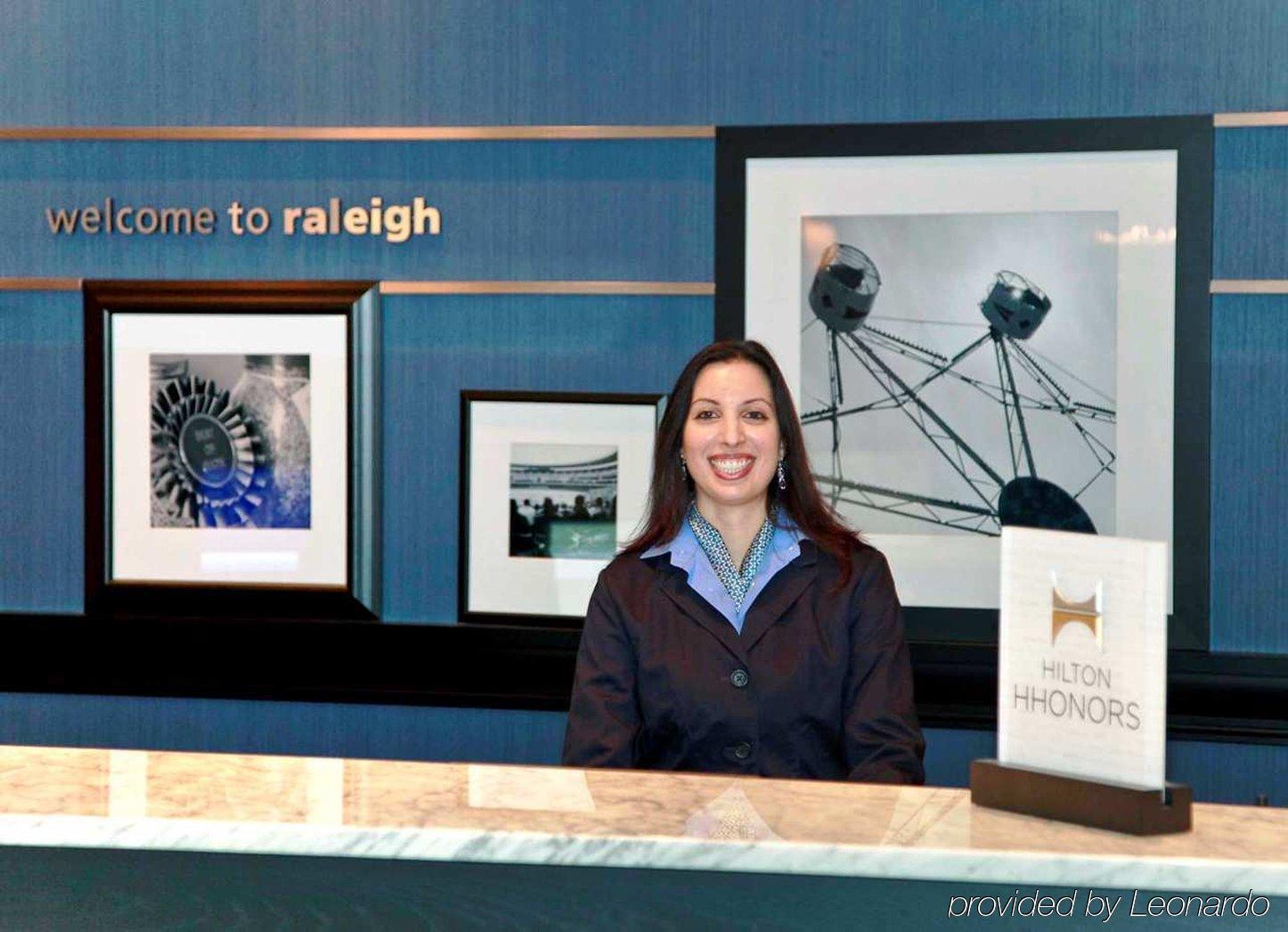 Hilton Garden Inn Raleigh/Crabtree Valley Exteriör bild